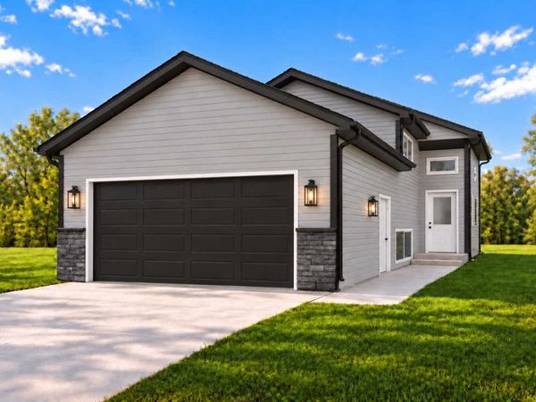 1100 Meadowlark Lane S, Casselton, ND 58012