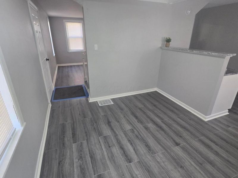 1301 W Town Street, Columbus, OH 43222 Photo 8