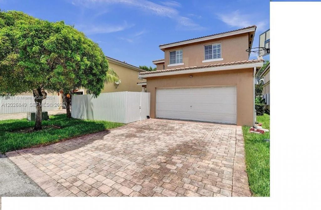 27562 SW 139th Pl, Homestead, FL 33032 Photo