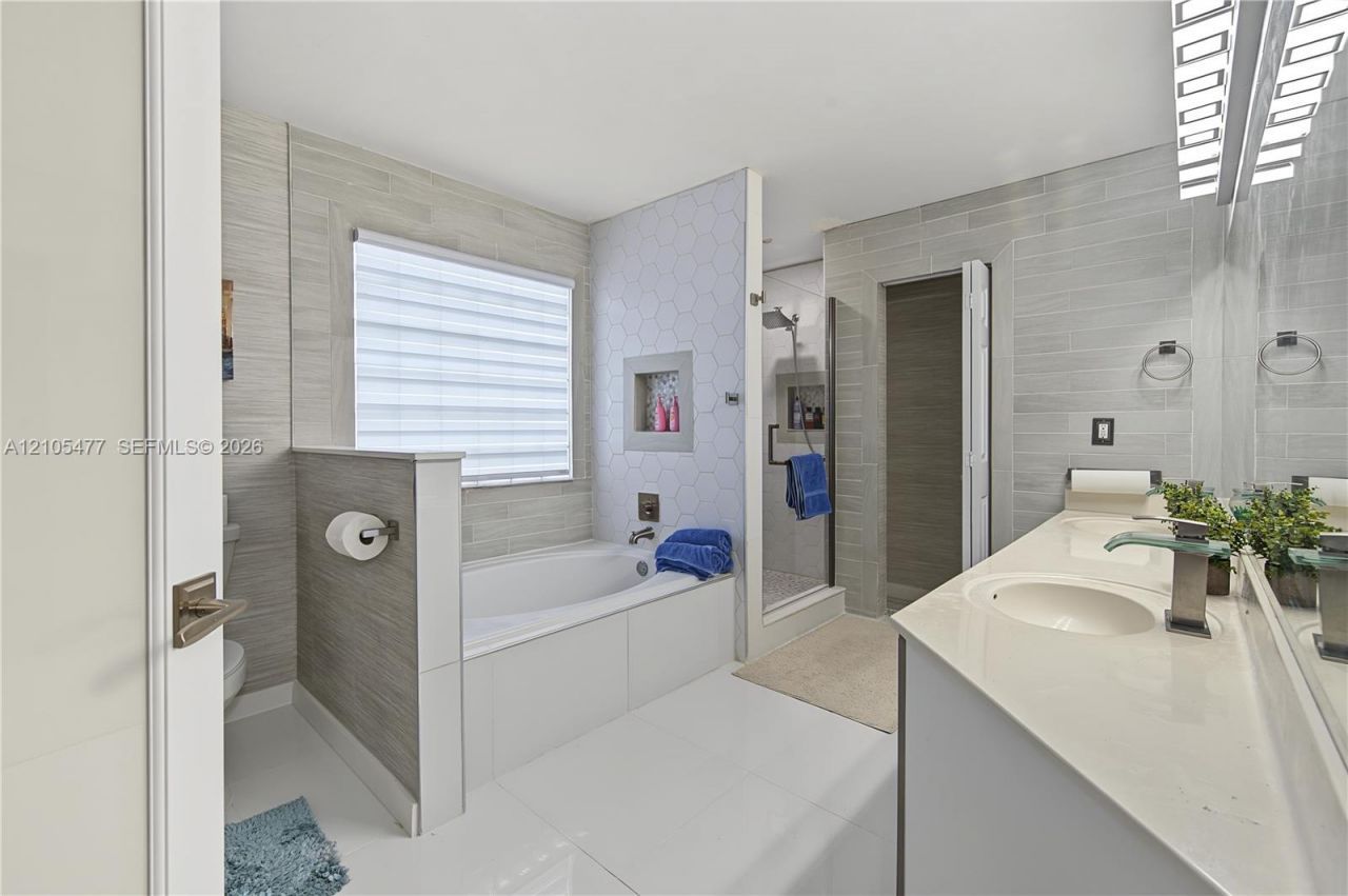 3694 Old Lighthouse Cir , Wellington, FL 33414 Photo