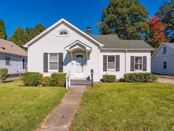 517 W Locust Street, Boonville, IN 47601