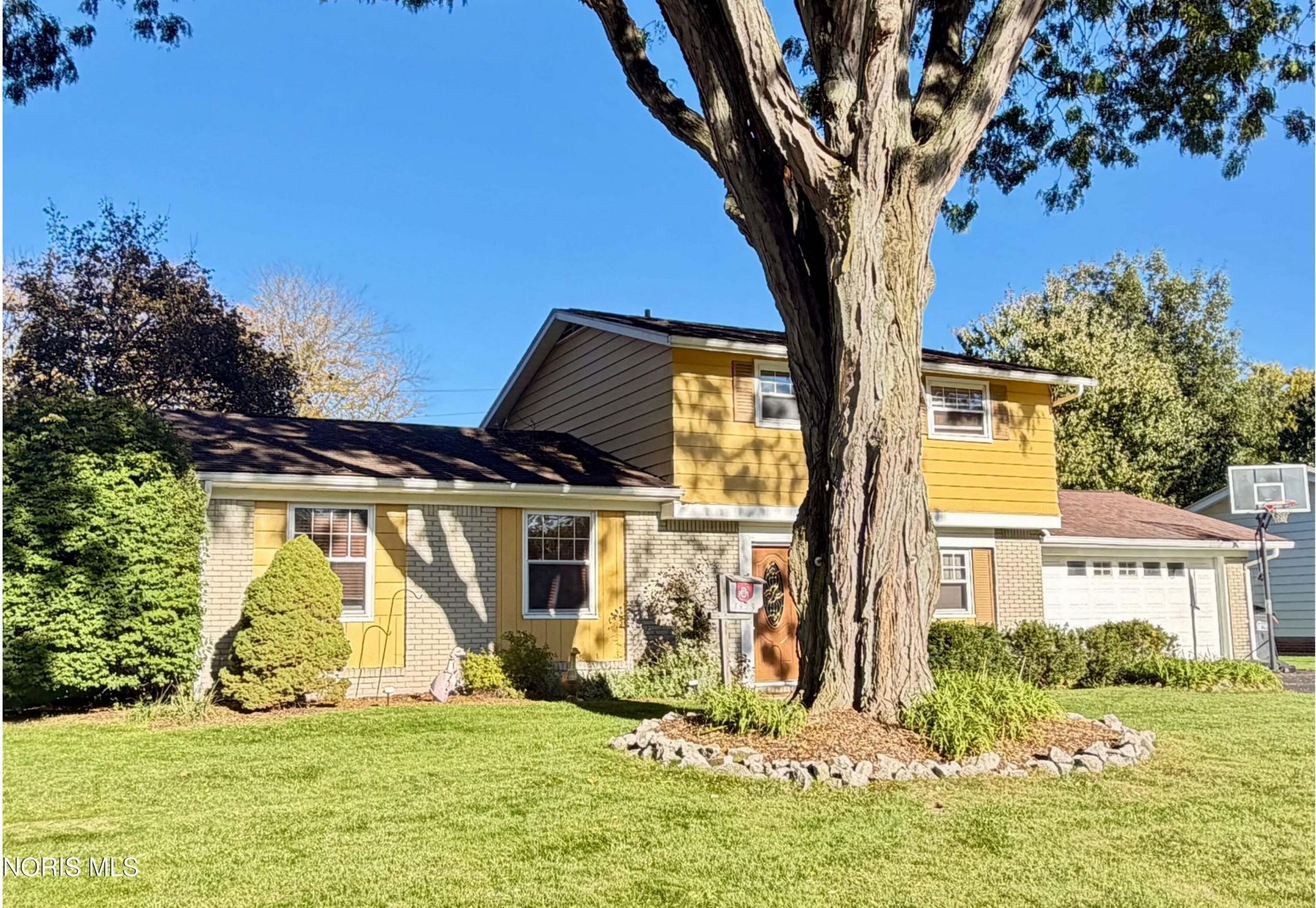 1929 Sunnylawn Drive, Toledo, OH 43614 Main Photo
