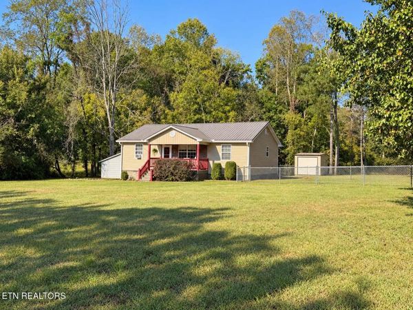 2304 SW Pleasant Grove Tr, Cleveland, TN 37311