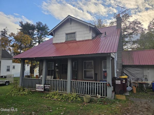 87 River Street, Hudson Falls, NY 12839
