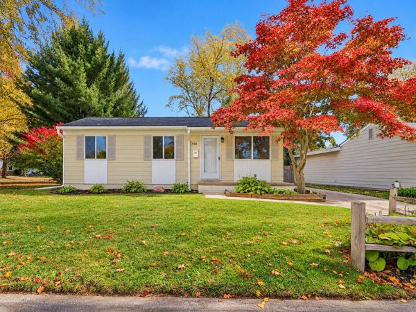748 Glenwyth Road, Brighton, MI 48116