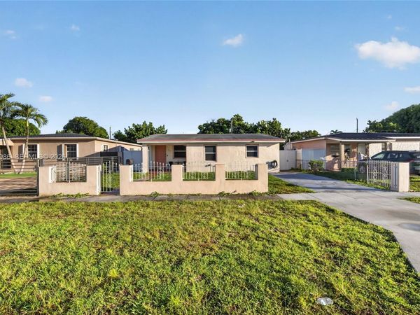 Hialeah, FL 33012