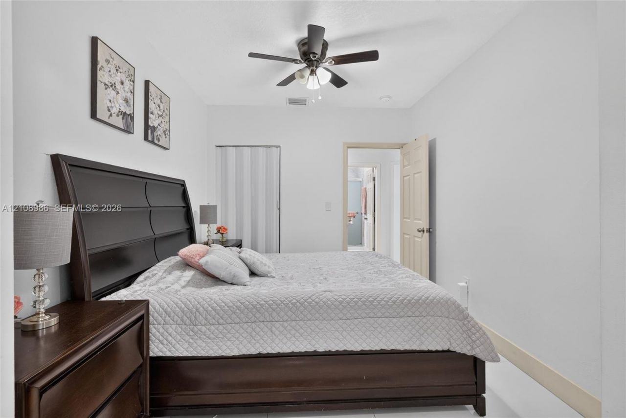 Please Call For Address, Hialeah, FL 33012 Photo