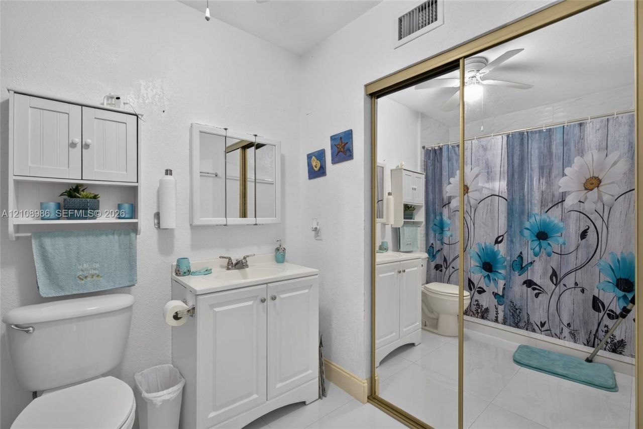 Please Call For Address, Hialeah, FL 33012 Photo