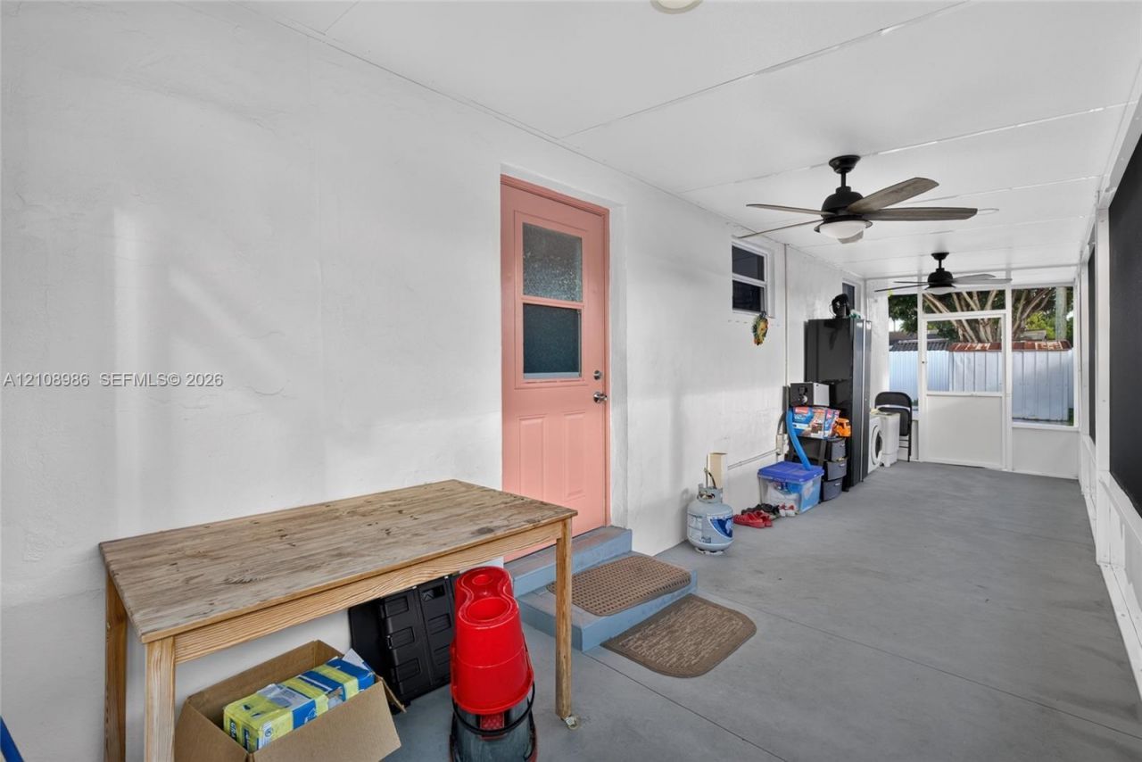 Please Call For Address, Hialeah, FL 33012 Photo