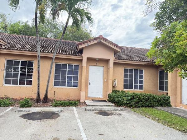 117 SE 3rd Ave , Unit 3, Hallandale Beach, FL 33009