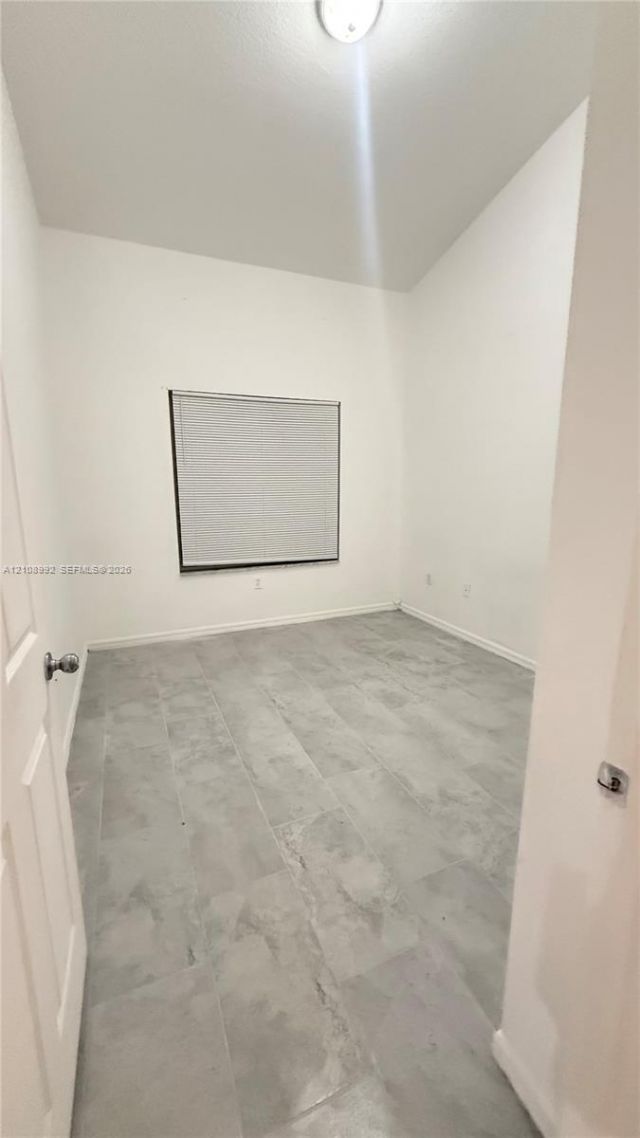 117 SE 3rd Ave , Unit 3, Hallandale Beach, FL 33009 Photo