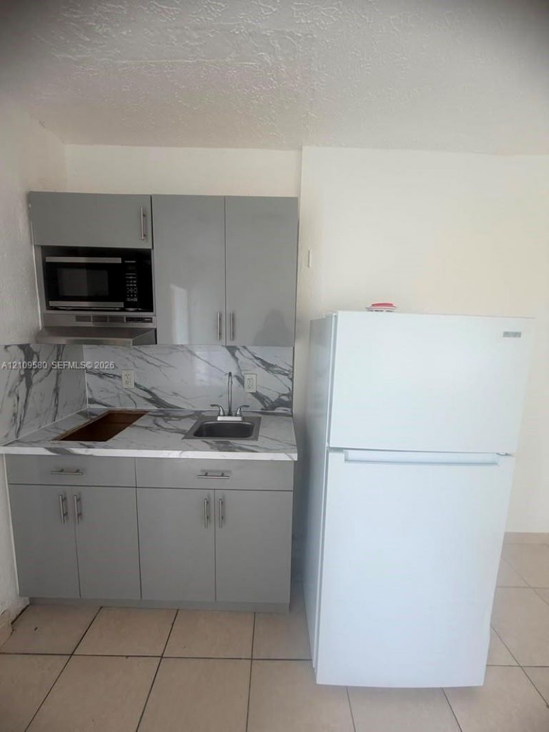 1203 NE 109th St , Unit 3, Miami, FL 33161 Photo