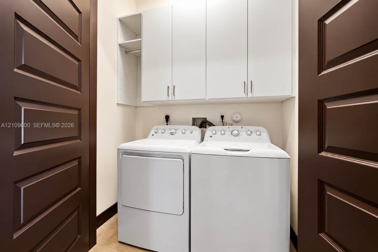 15742 NW 88th Ave , Unit 15742, Miami Lakes, FL 33018 Photo