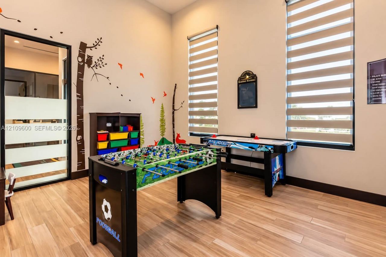 15742 NW 88th Ave , Unit 15742, Miami Lakes, FL 33018 Photo