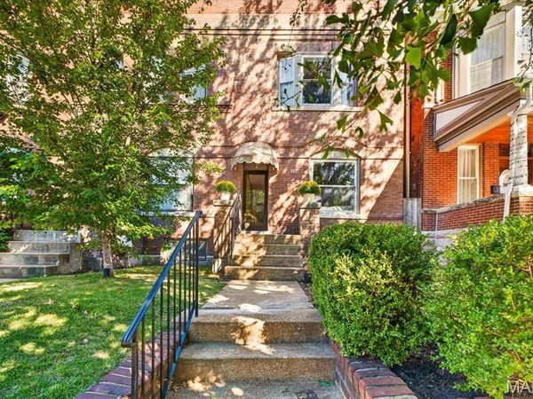 3821 Flad Avenue, St Louis, MO 63110