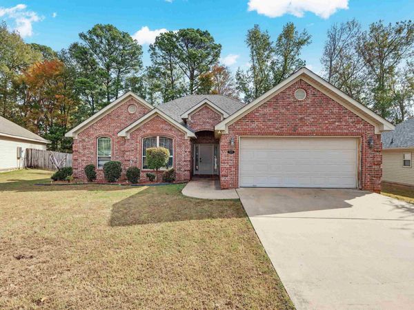 5209 Natalie Dr, Bryant, AR 72022