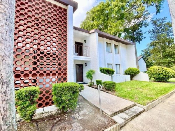 1 TOMOKA OAKS BOULEVARD , Unit 120, ORMOND BEACH, FL 32174