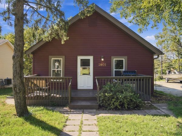 5802 SW 3rd Street , Des Moines, IA 50315