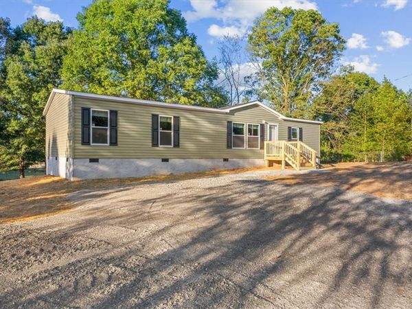 255 Windy Hills Lane SE, Fairmount, GA 30139