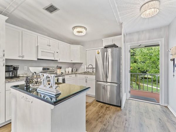2600 SE Ocean Boulevard, Unit Ff14, Stuart, FL 34996
