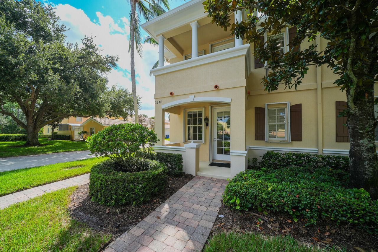 3846 Greenway Drive, Jupiter, FL 33458 Photo