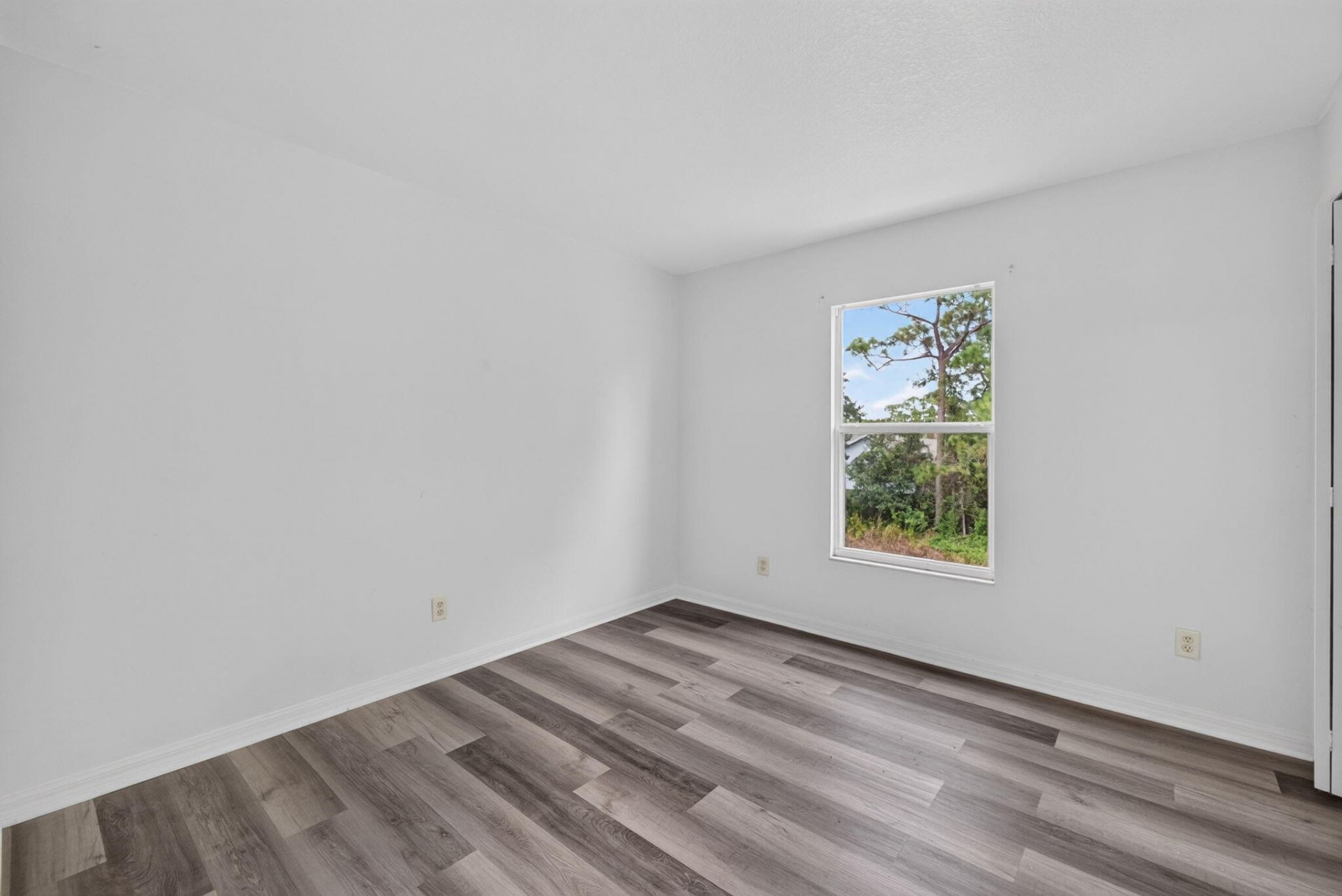 1965 SW Bellevue Avenue, Port Saint Lucie, FL 34953 Photo
