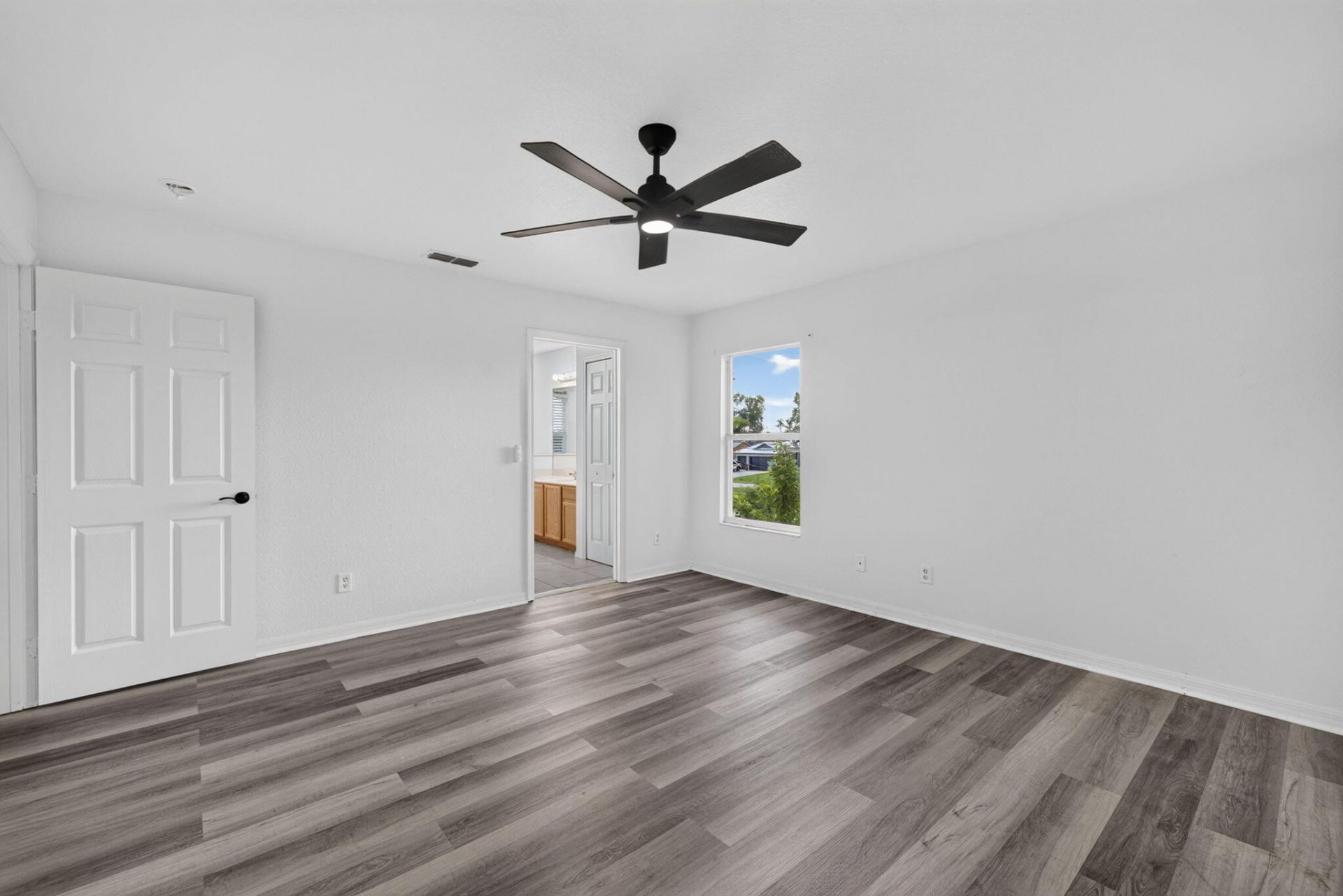 1965 SW Bellevue Avenue, Port Saint Lucie, FL 34953 Photo