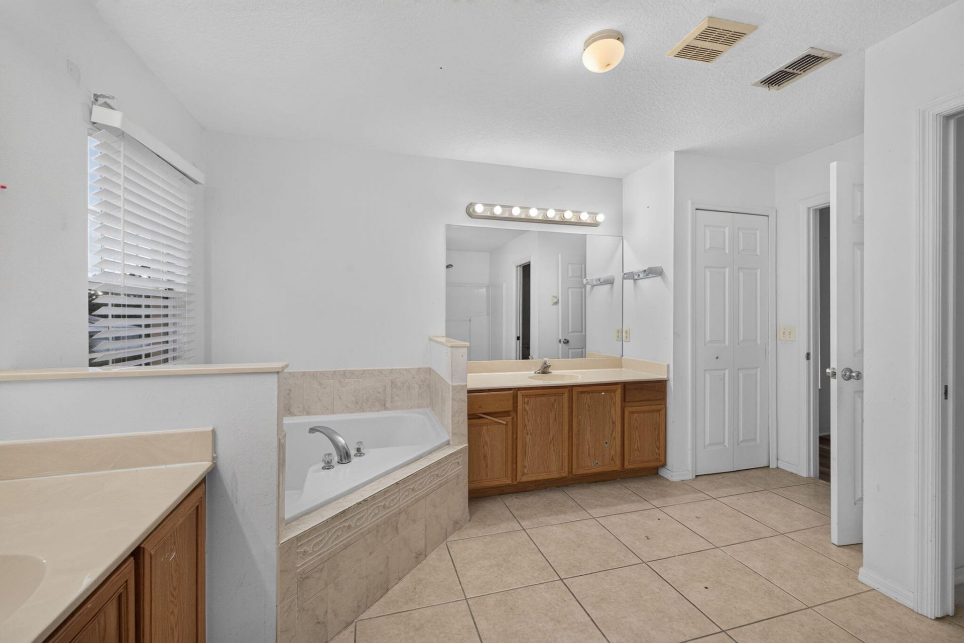 1965 SW Bellevue Avenue, Port Saint Lucie, FL 34953 Photo