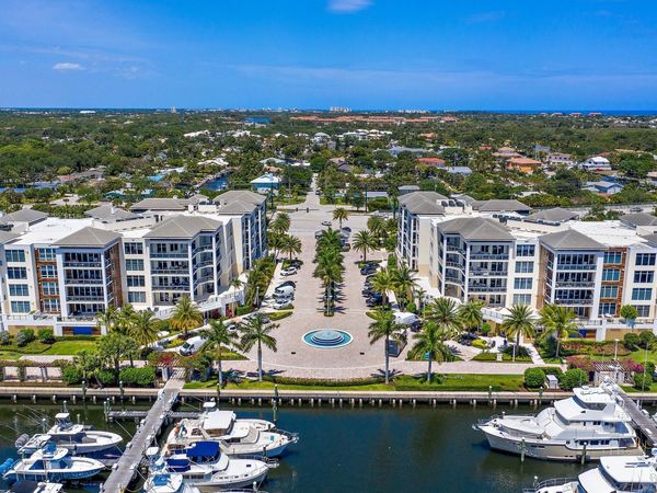 2720 Donald Ross Road, Unit 202, Palm Beach Gardens, FL 33410