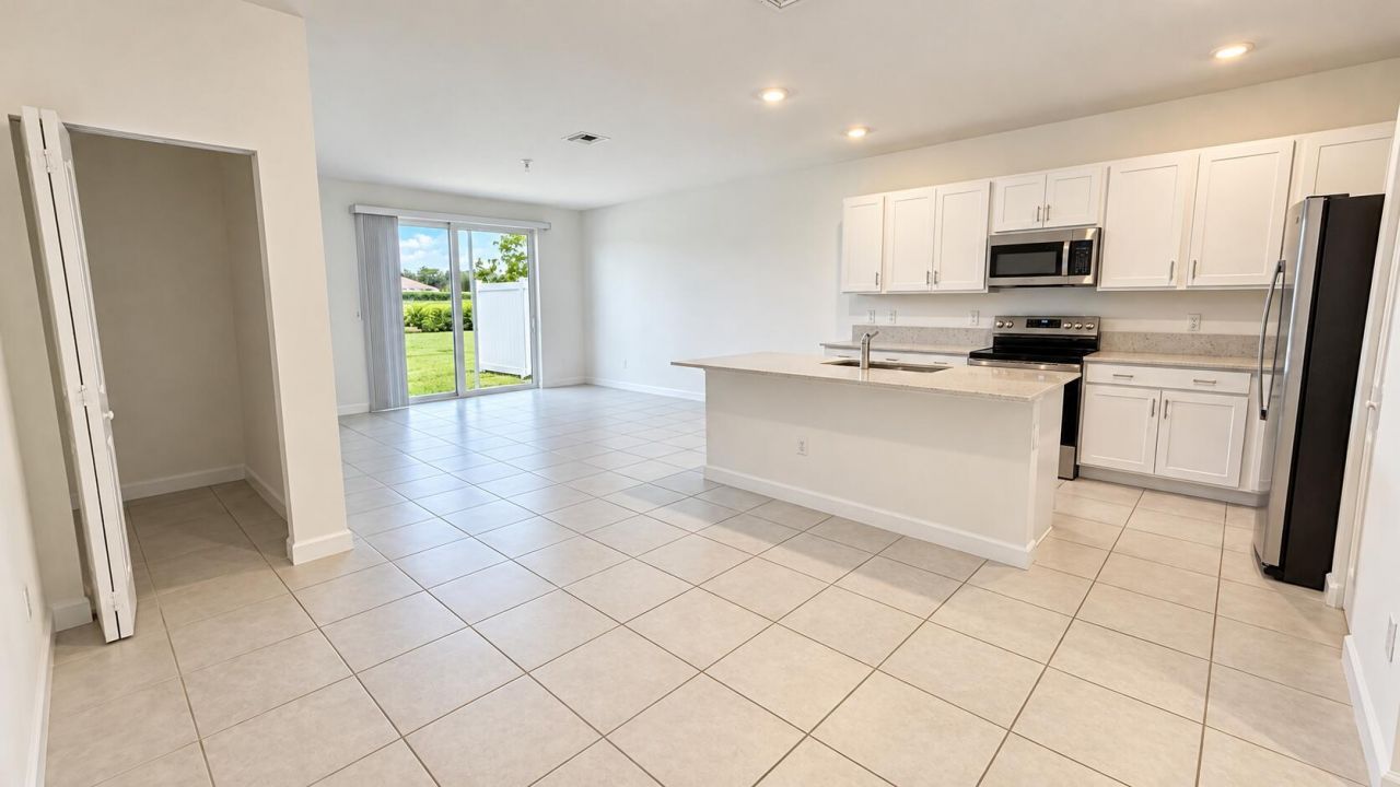 636 SE Lake Falls Street, Port Saint Lucie, FL 34984 Photo