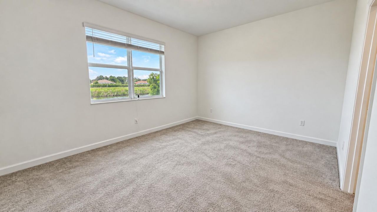 636 SE Lake Falls Street, Port Saint Lucie, FL 34984 Photo