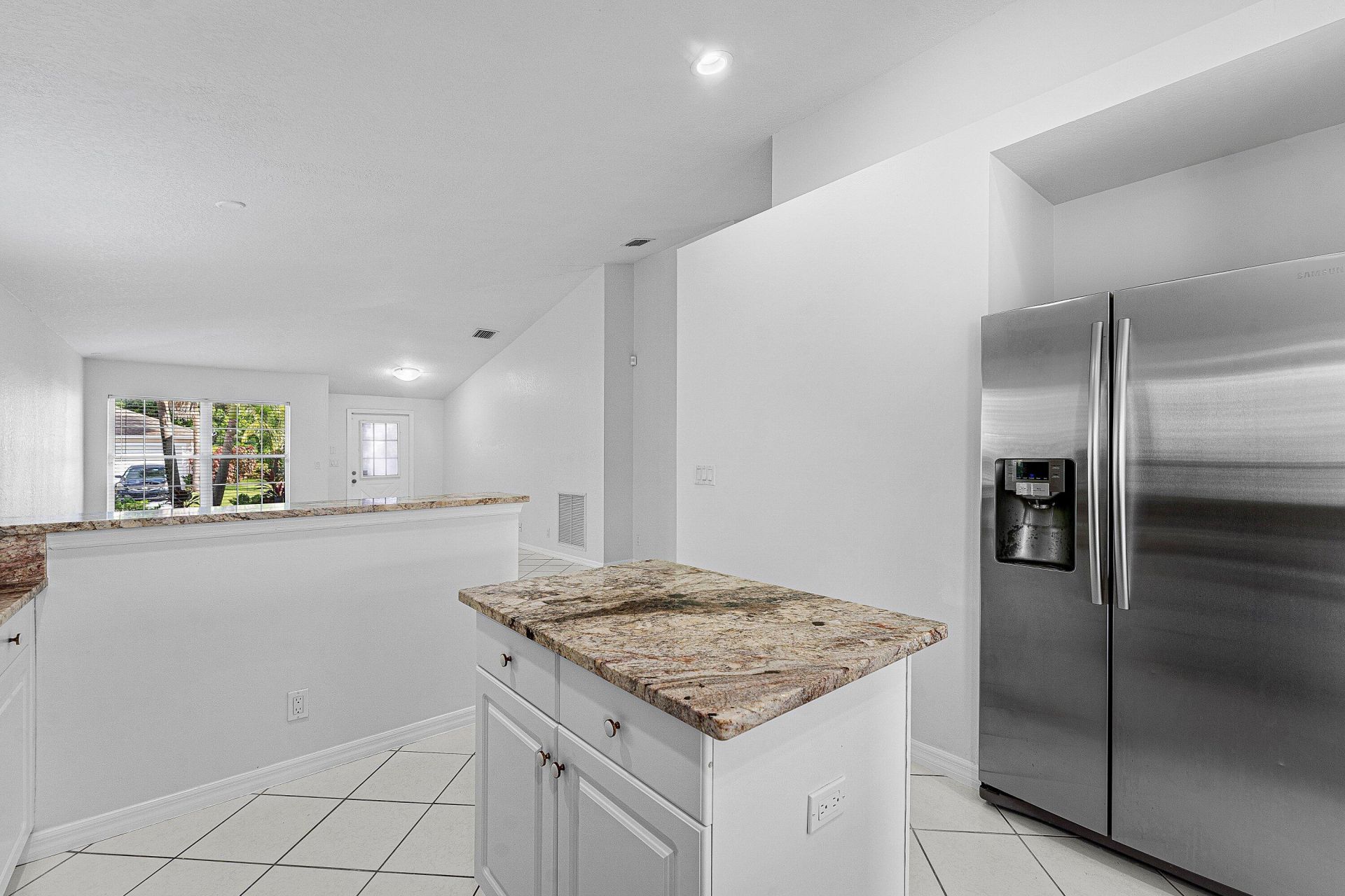 5427 Club Circle, Haverhill, FL 33415 Photo