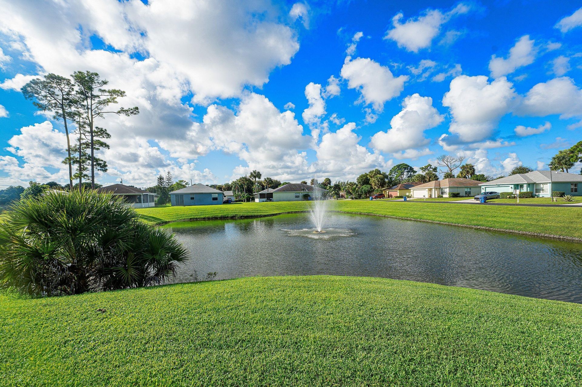 5427 Club Circle, Haverhill, FL 33415 Photo