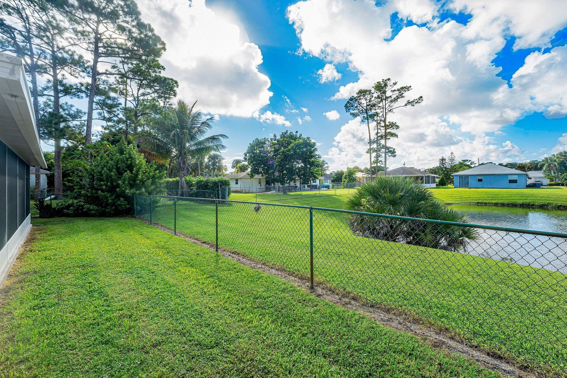 5427 Club Circle, Haverhill, FL 33415 Photo
