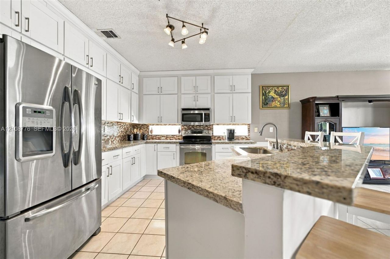 18041 SW 33rd St , Miramar, FL 33029 Photo