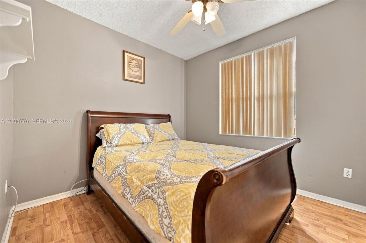 18041 SW 33rd St , Miramar, FL 33029 Photo