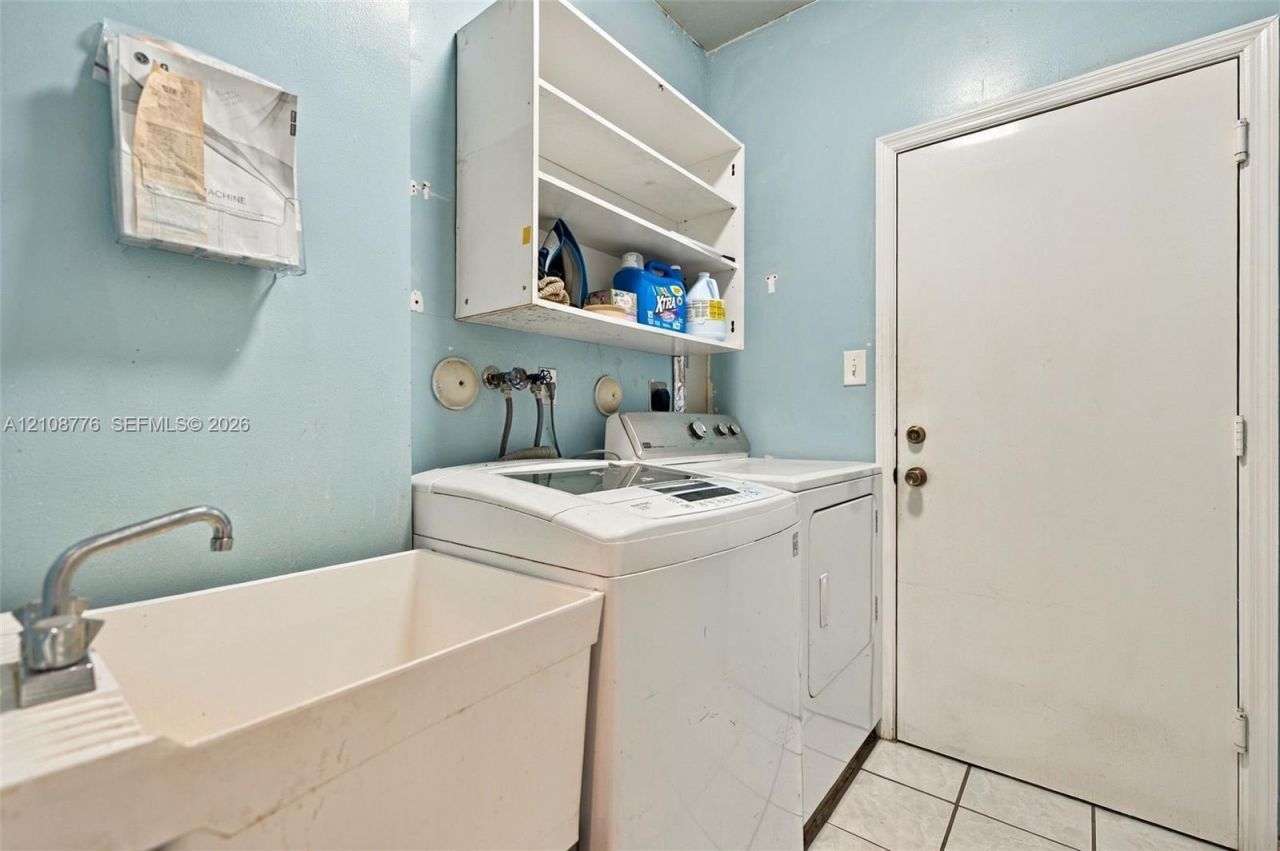 18041 SW 33rd St , Miramar, FL 33029 Photo