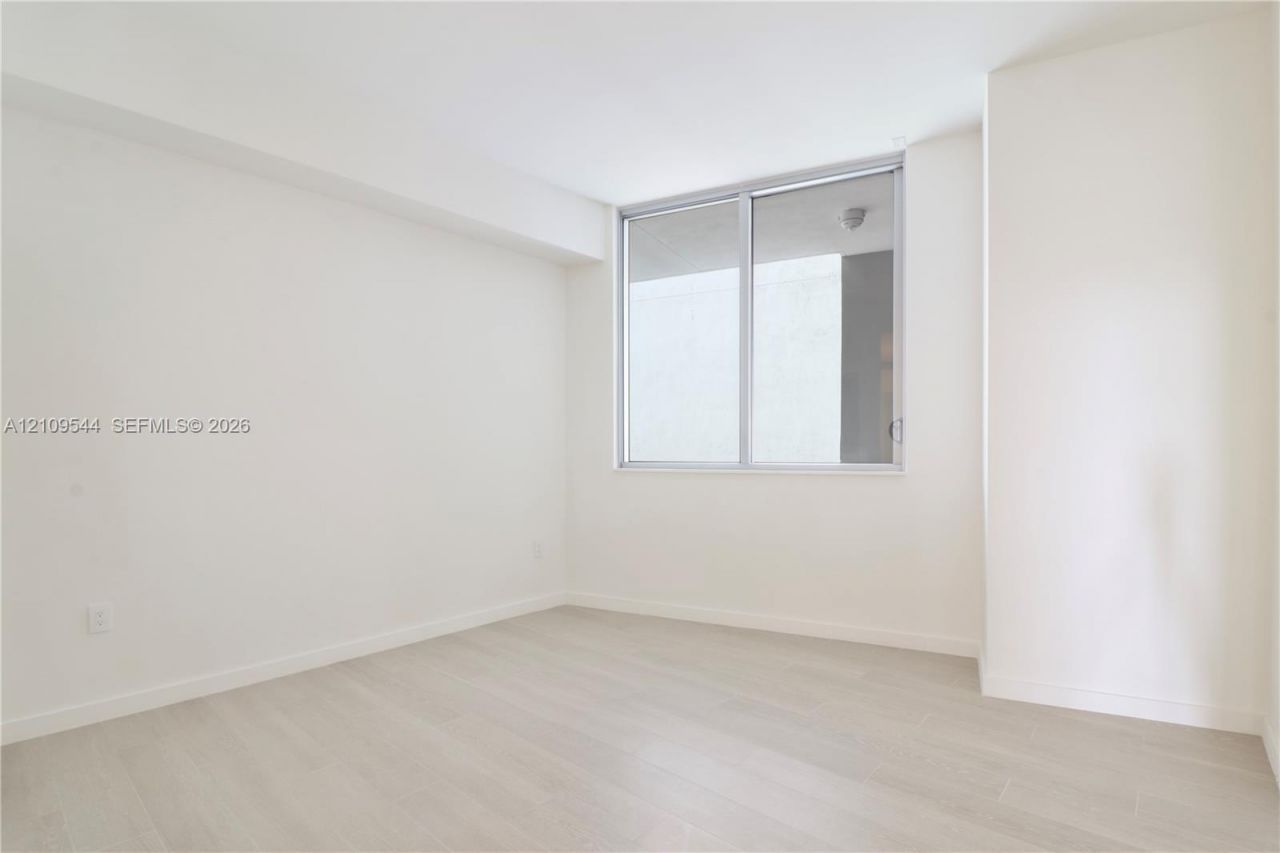 1400 Biscayne Blvd , Unit 605, Miami, FL 33132 Photo