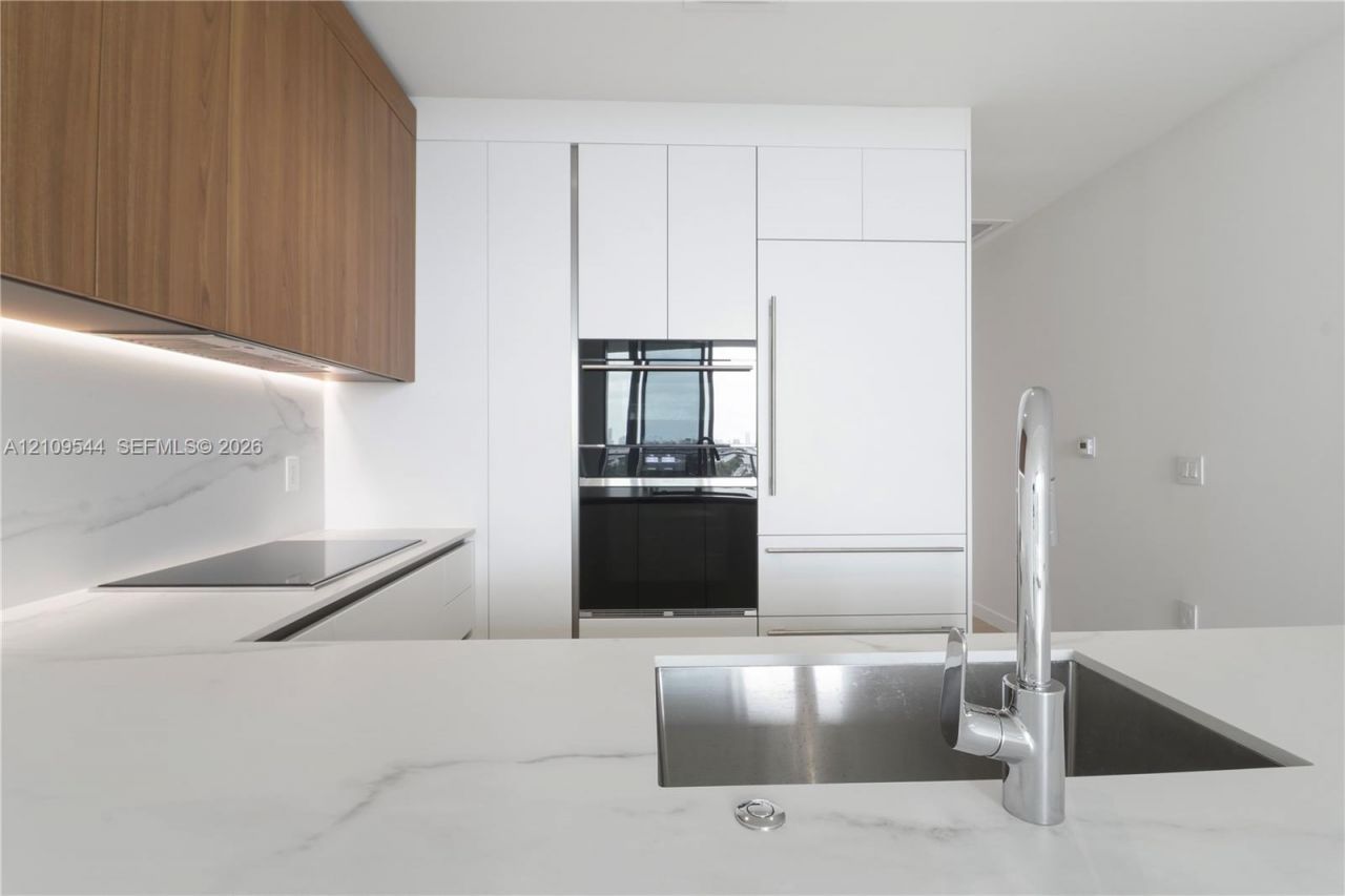 1400 Biscayne Blvd , Unit 605, Miami, FL 33132 Photo