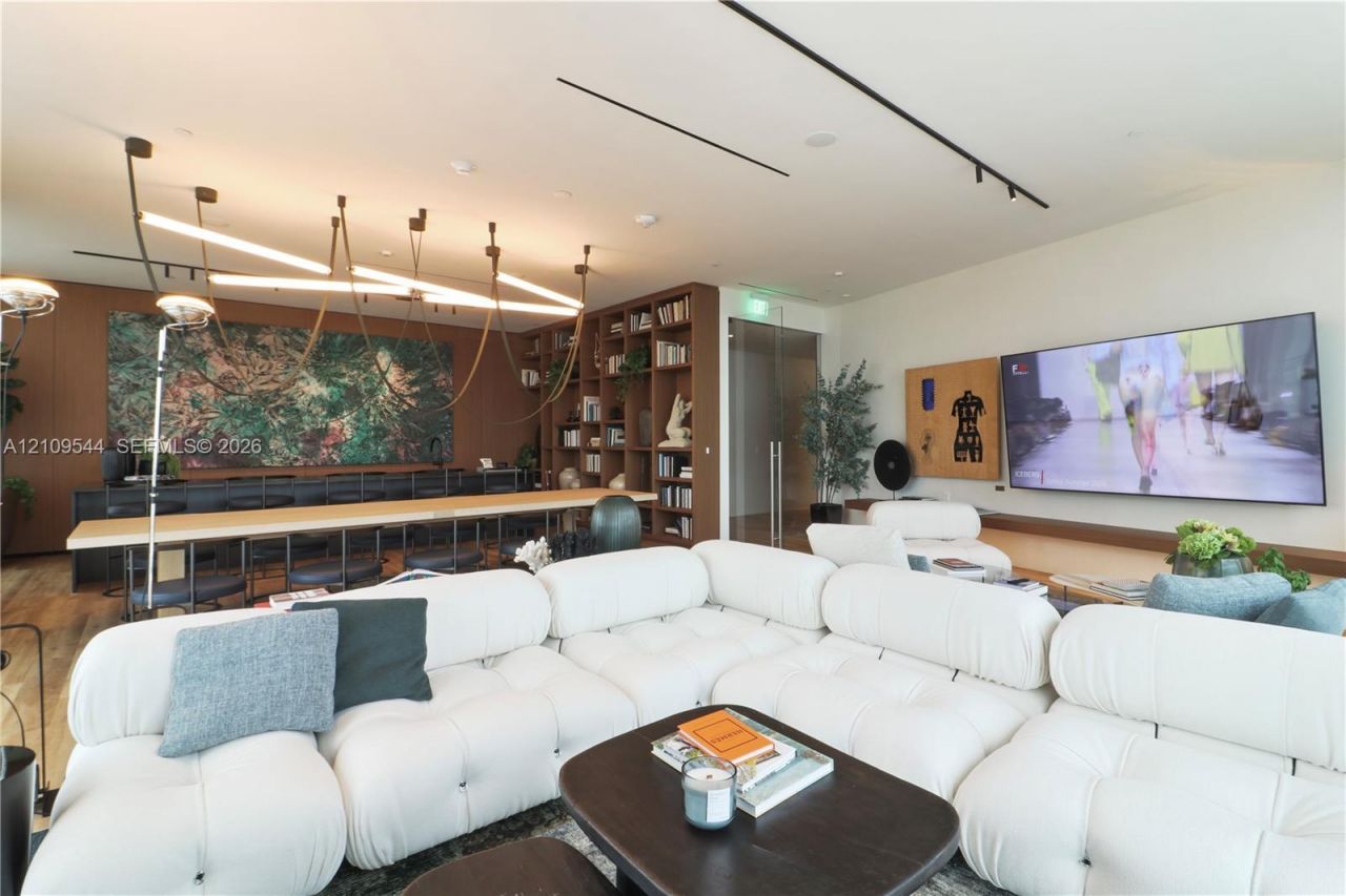 1400 Biscayne Blvd , Unit 605, Miami, FL 33132 Photo