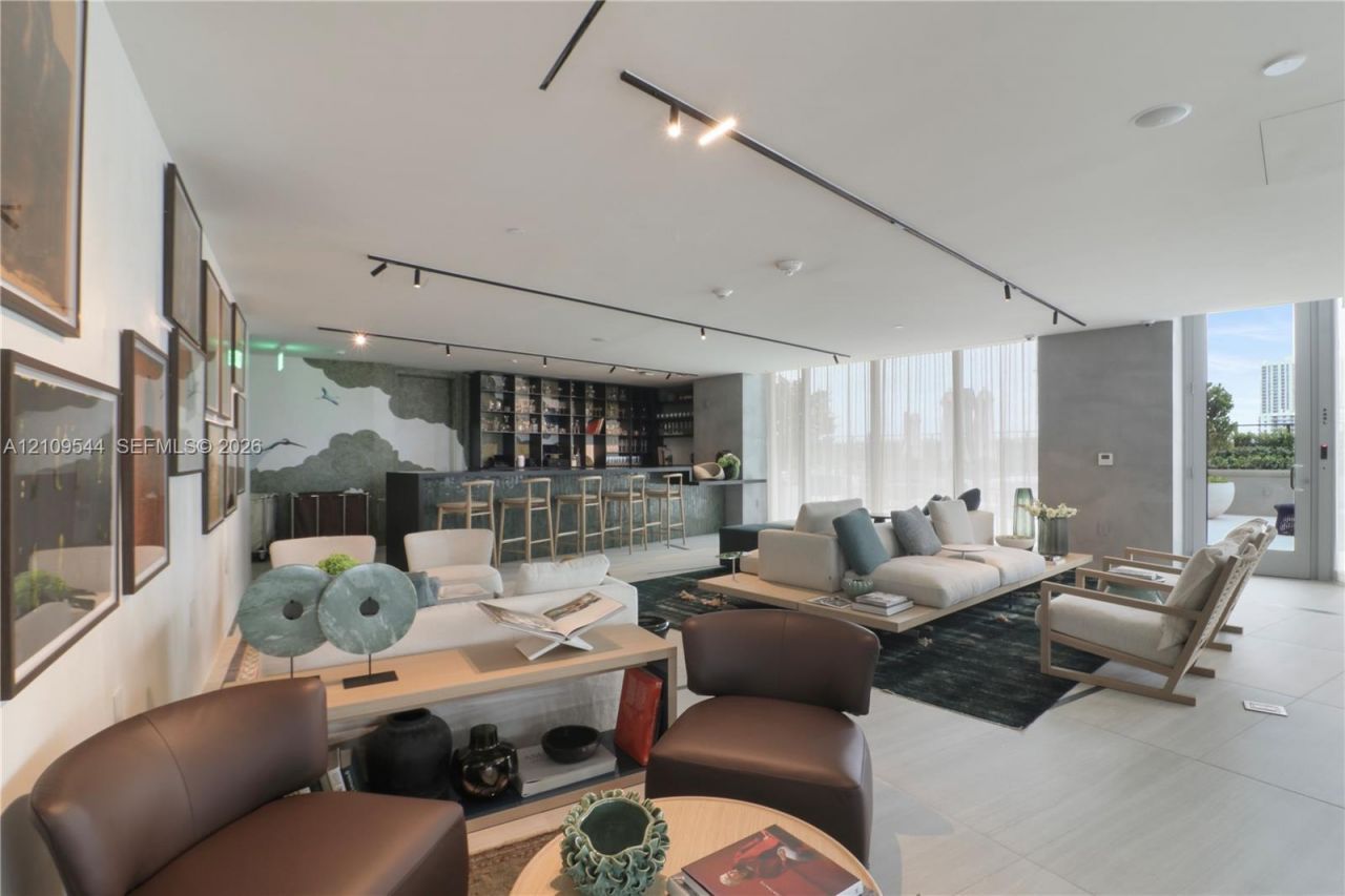 1400 Biscayne Blvd , Unit 605, Miami, FL 33132 Photo