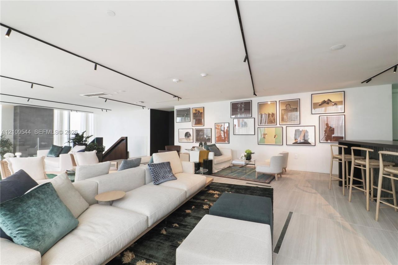 1400 Biscayne Blvd , Unit 605, Miami, FL 33132 Photo