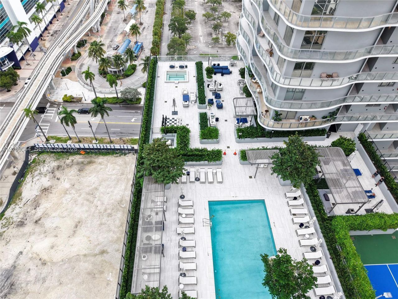 1400 Biscayne Blvd , Unit 605, Miami, FL 33132 Photo