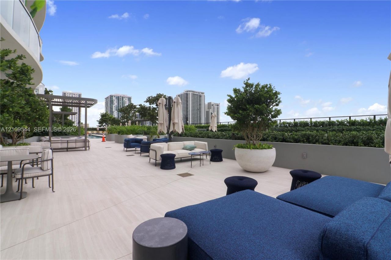 1400 Biscayne Blvd , Unit 605, Miami, FL 33132 Photo