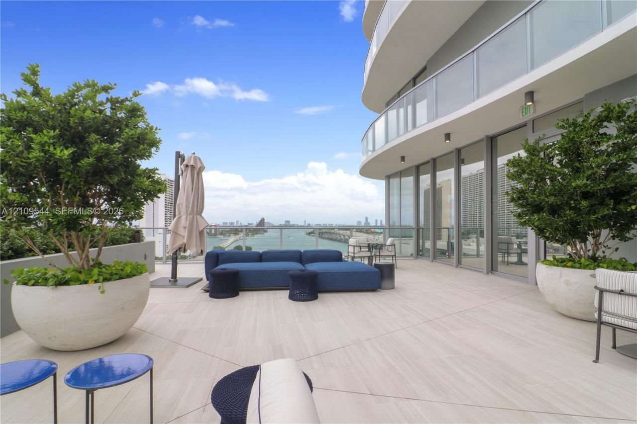 1400 Biscayne Blvd , Unit 605, Miami, FL 33132 Photo