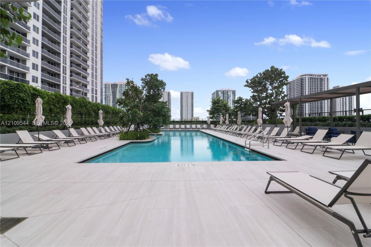 1400 Biscayne Blvd , Unit 605, Miami, FL 33132 Photo