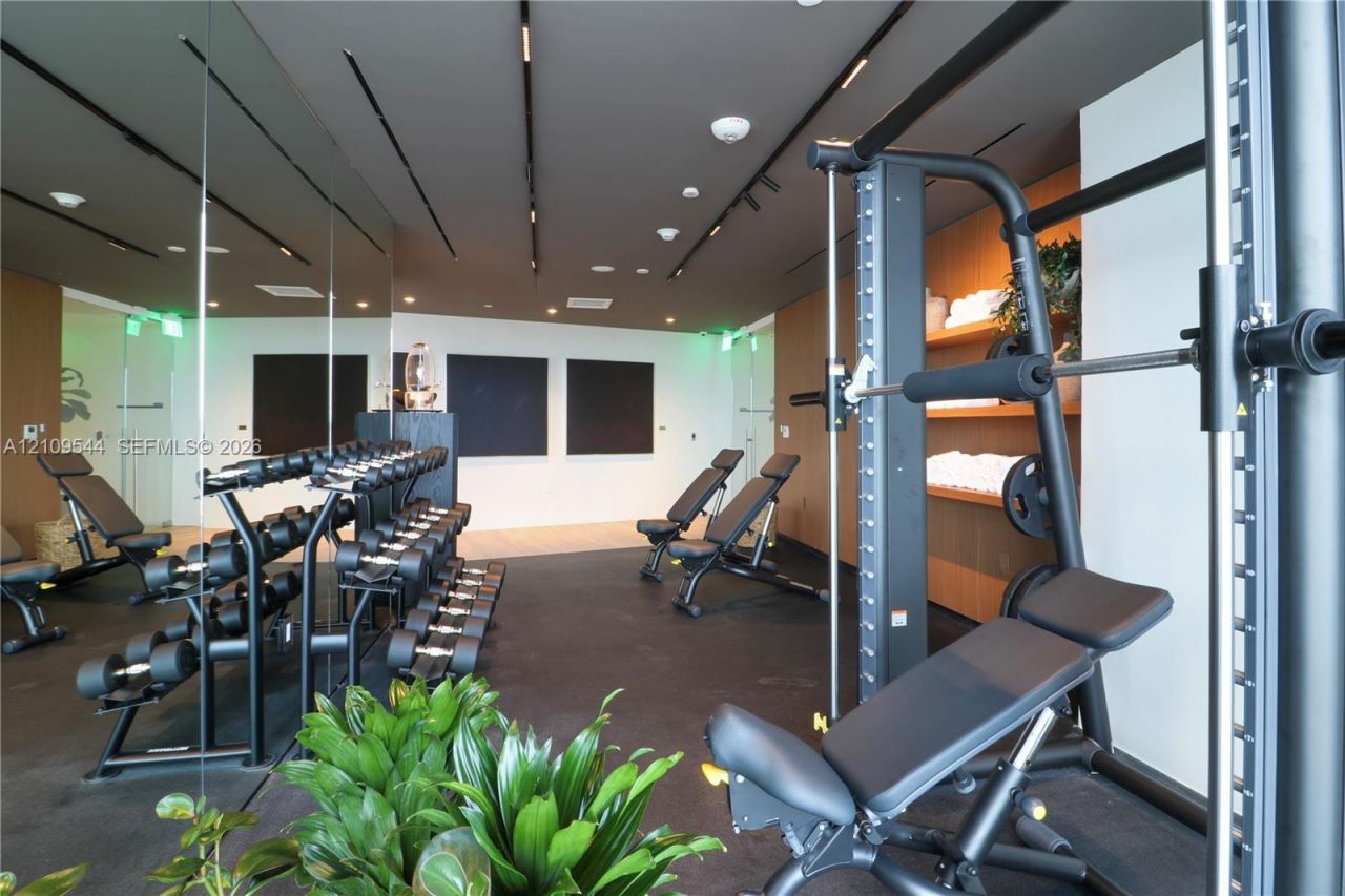 1400 Biscayne Blvd , Unit 605, Miami, FL 33132 Photo