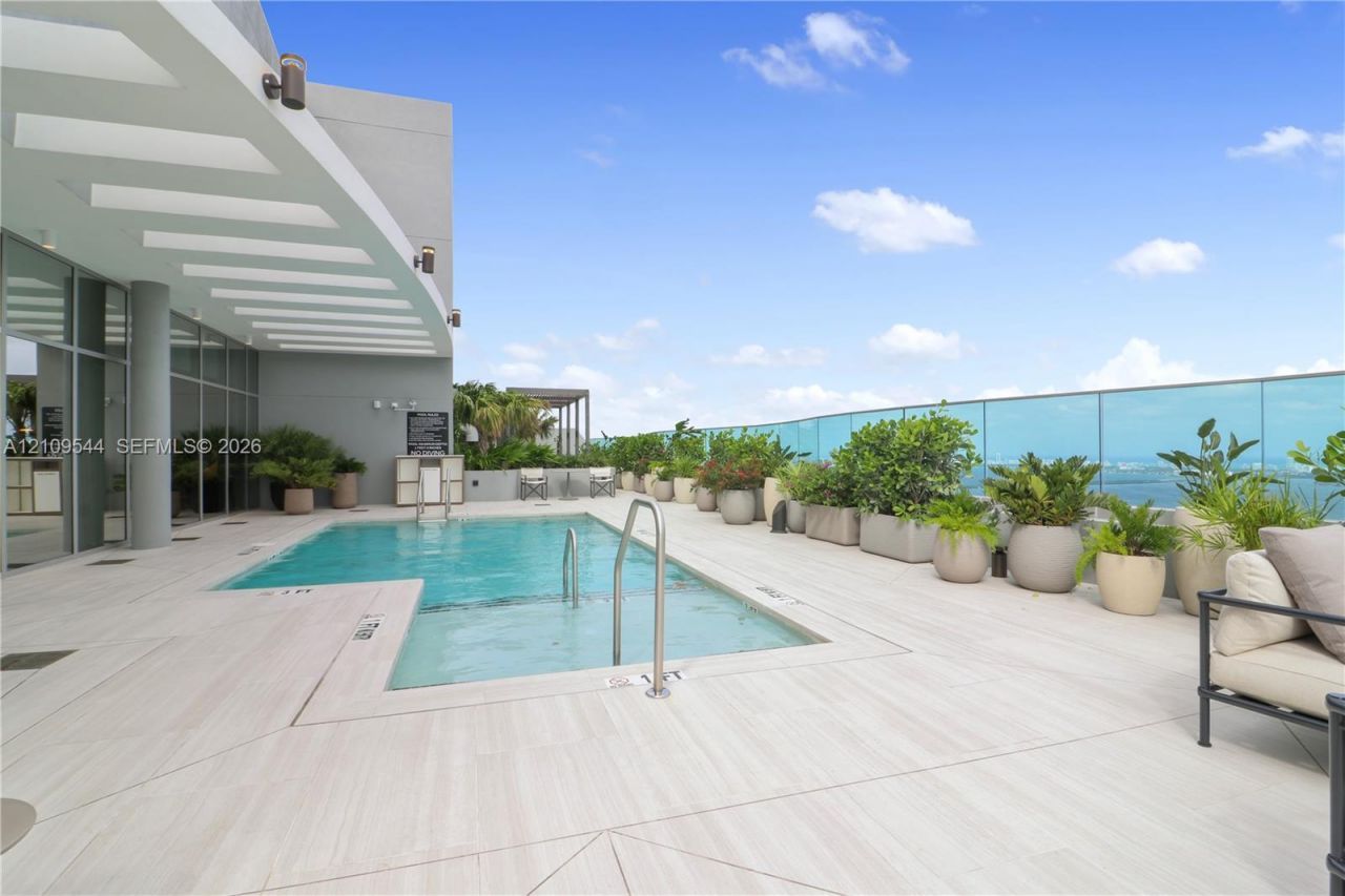 1400 Biscayne Blvd , Unit 605, Miami, FL 33132 Photo