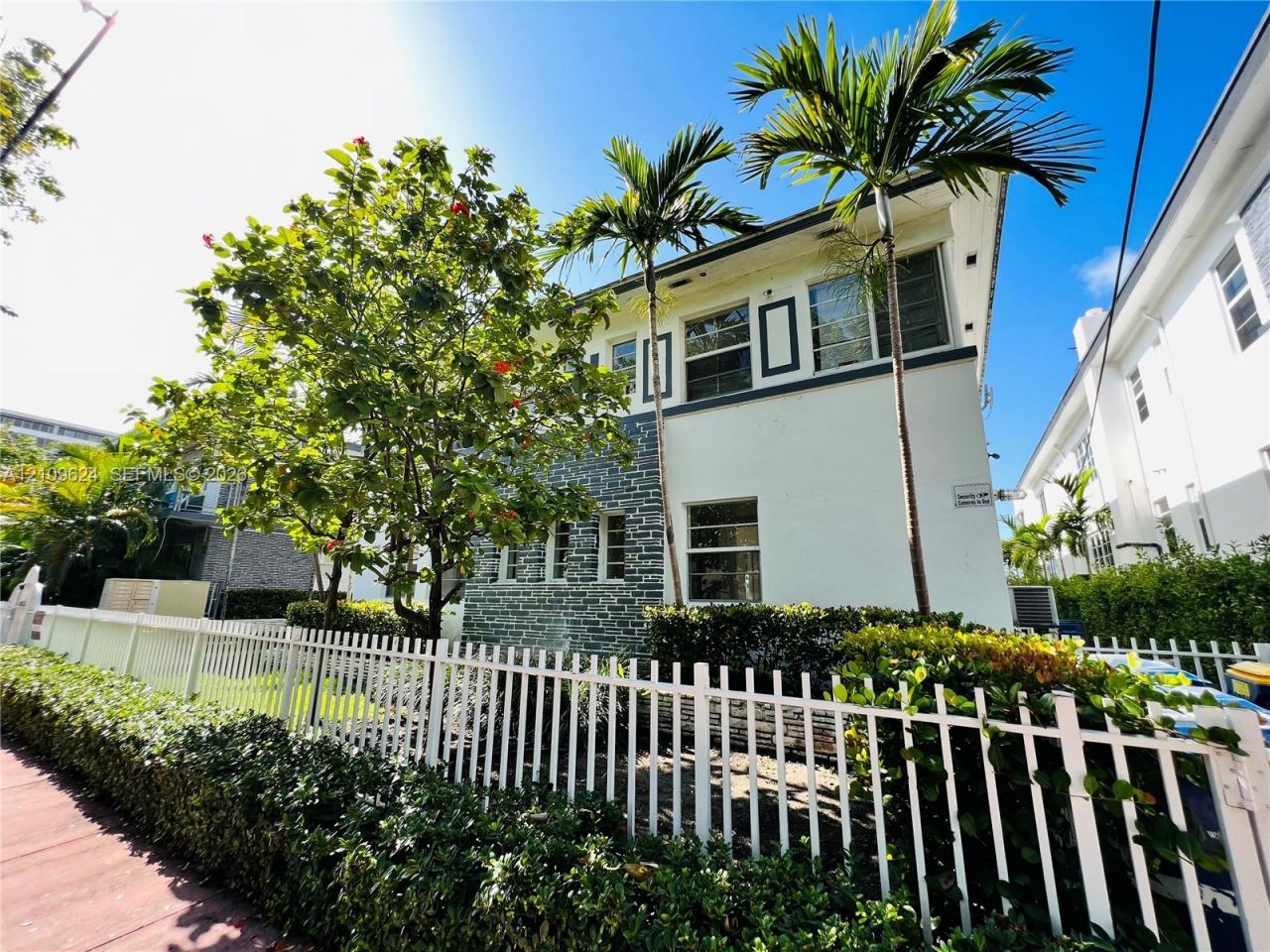 950 Bay Dr , Unit 7, Miami Beach, FL 33141 Photo