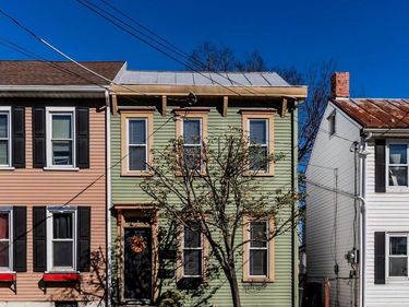 143 E NORTH STREET , CARLISLE, PA 17013